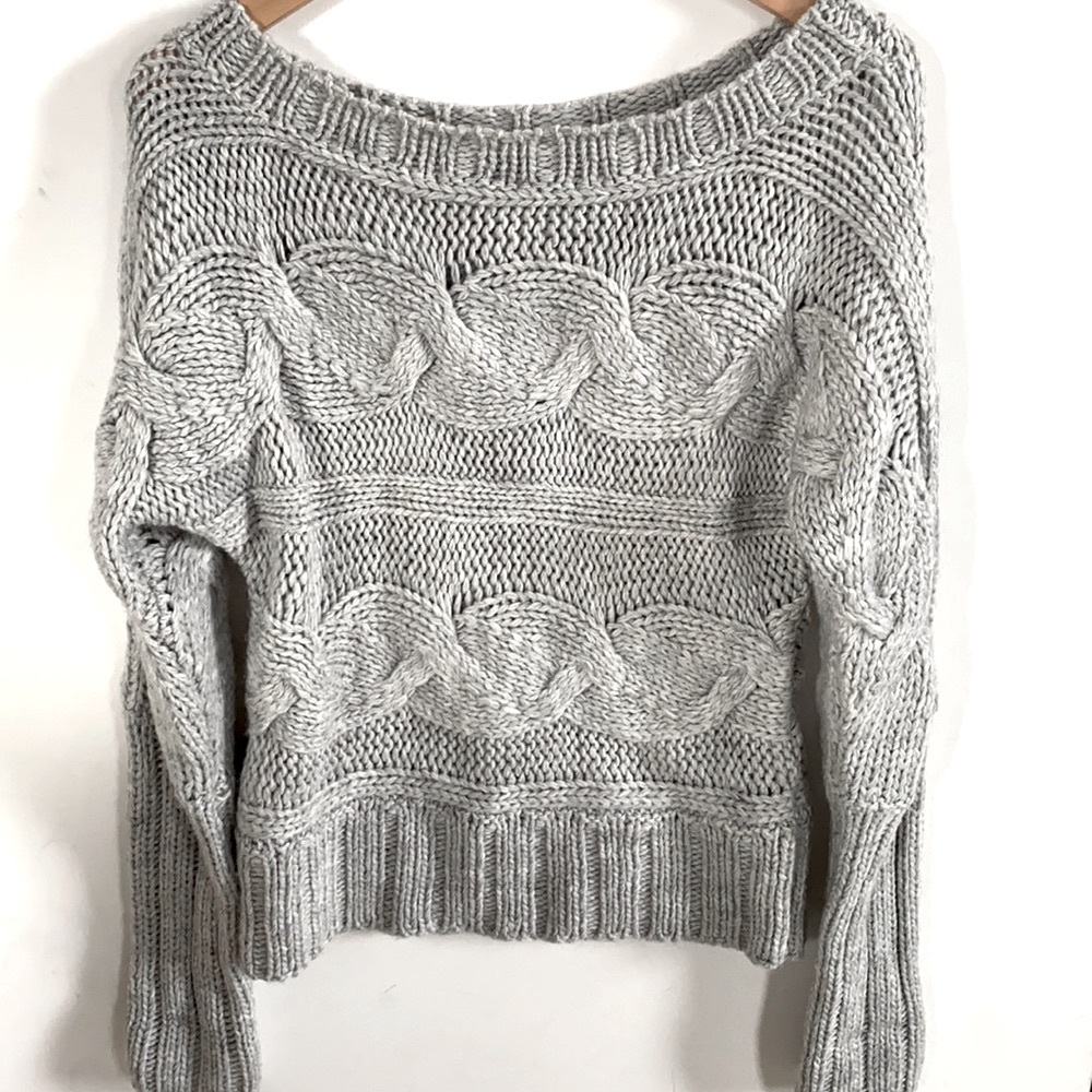 Halogen Heather Gray Chunky Cable knit Long-sleeve sweater